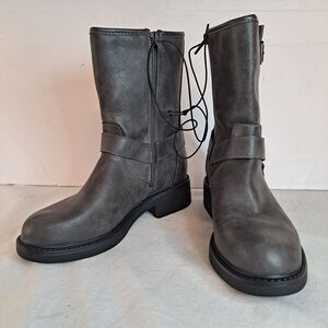 Jellypop Bruno Moto Boots Women's Sz 6 Faux Leather Gray Harness Straps Studded